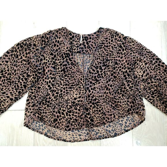FREE PEOPLE Sheer Loose Leopard Print Blouse Top Medium Women's V Neck Boho - Picture 3 of 10